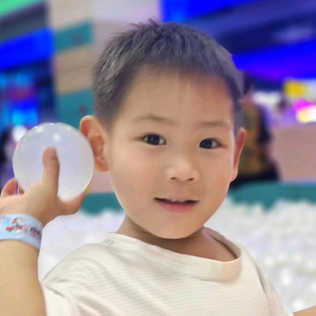 黄老板✈️很忙（江苏奥德彪车队）