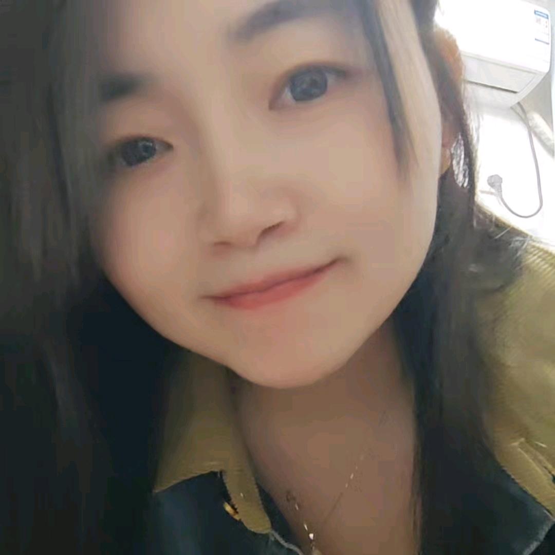 蓝小桉…