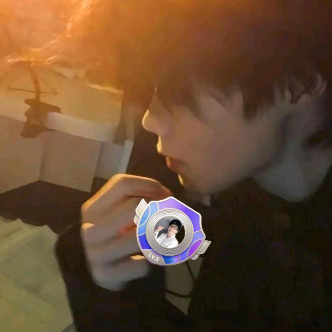 AI🐇跟着时光前进_年糕一员