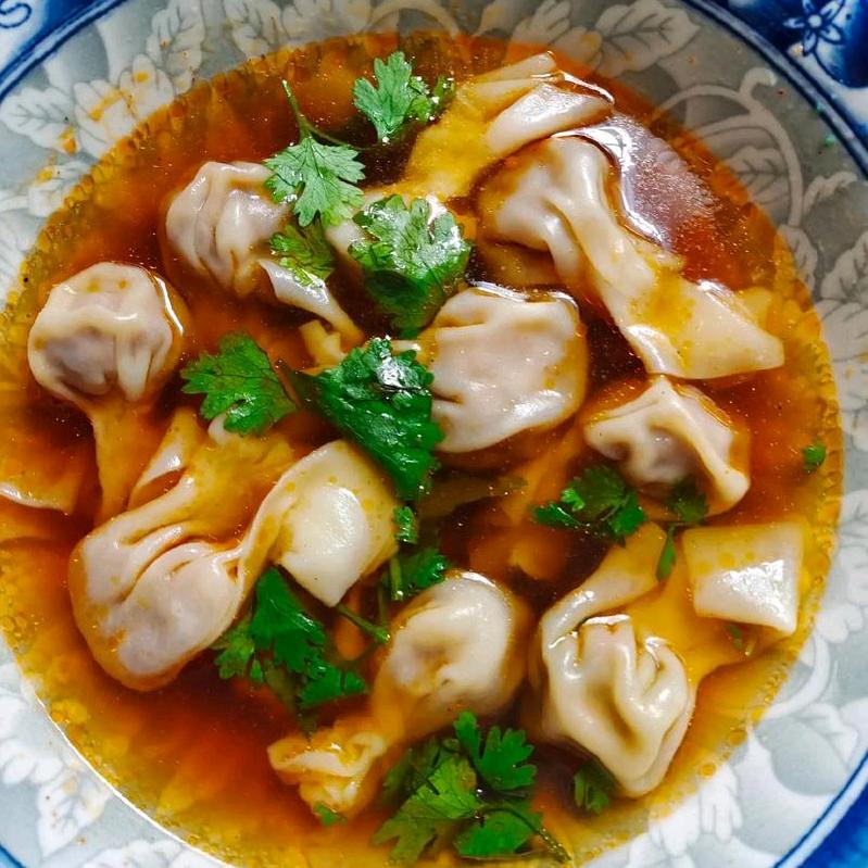 特色美食炕饺推荐官