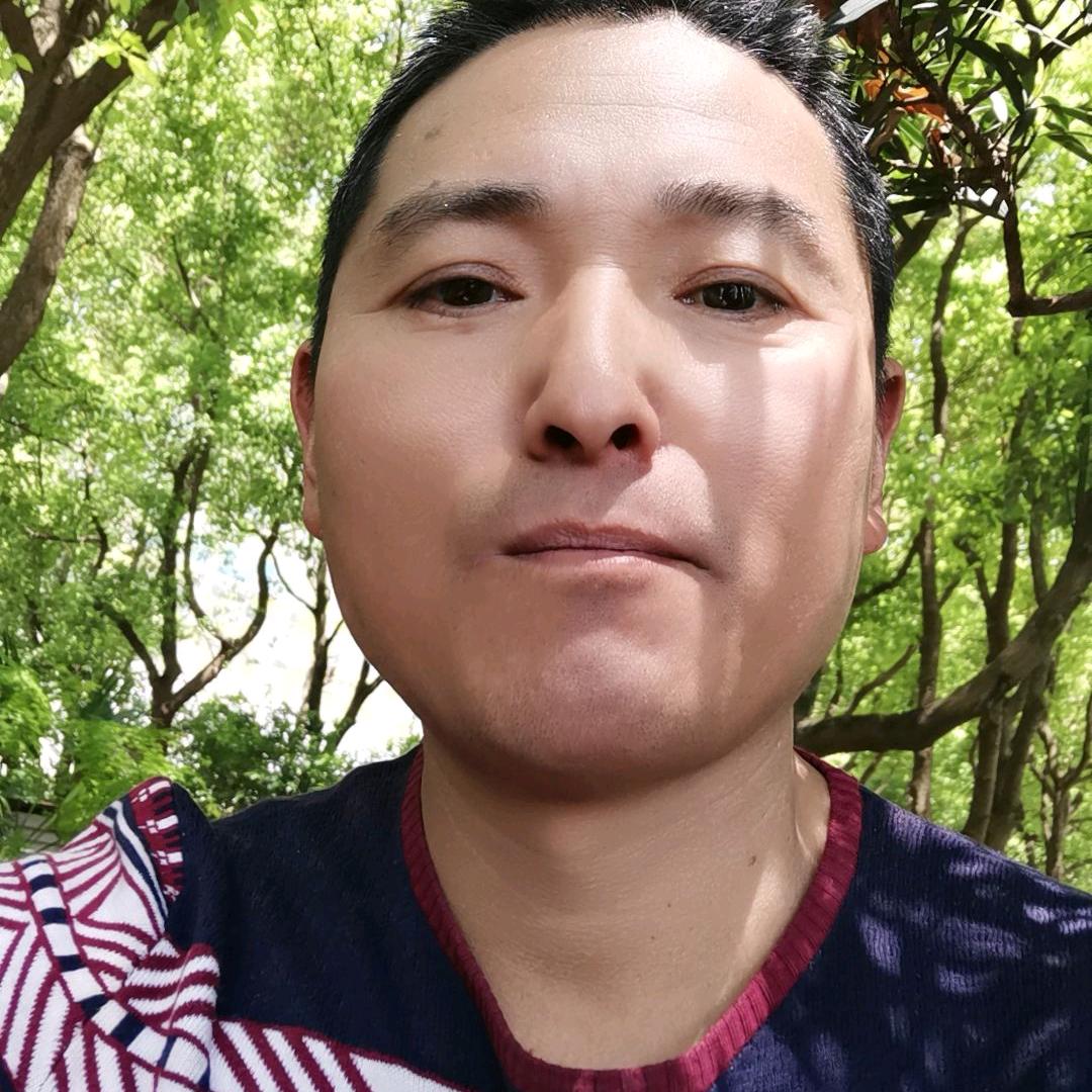 专业电梯导轨厅门安装