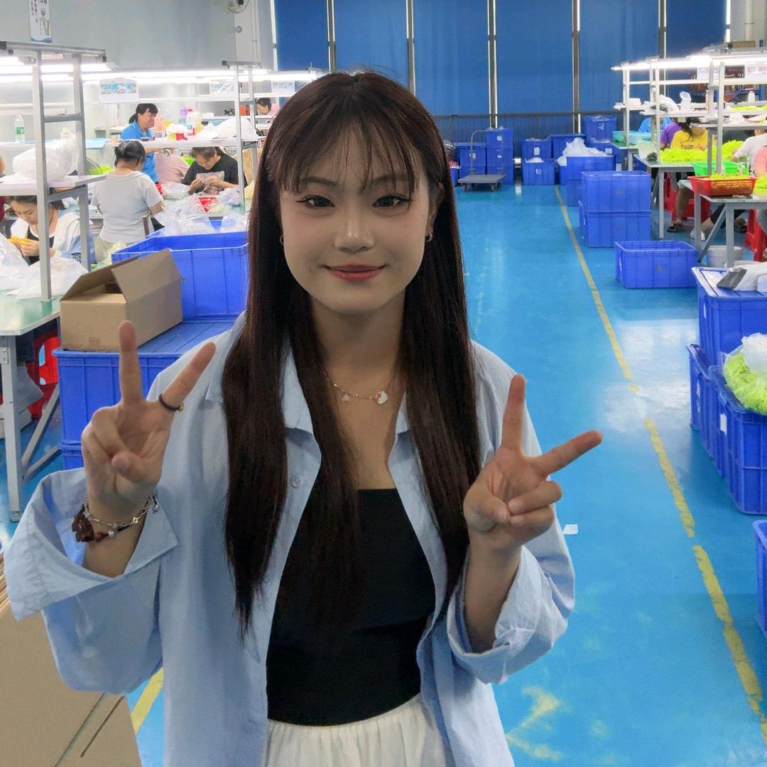 小美在工厂
