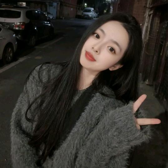 瞿小姐与皮夹克