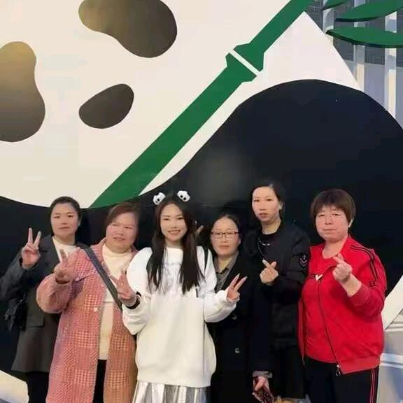 🌙笨蛋🐝🐝