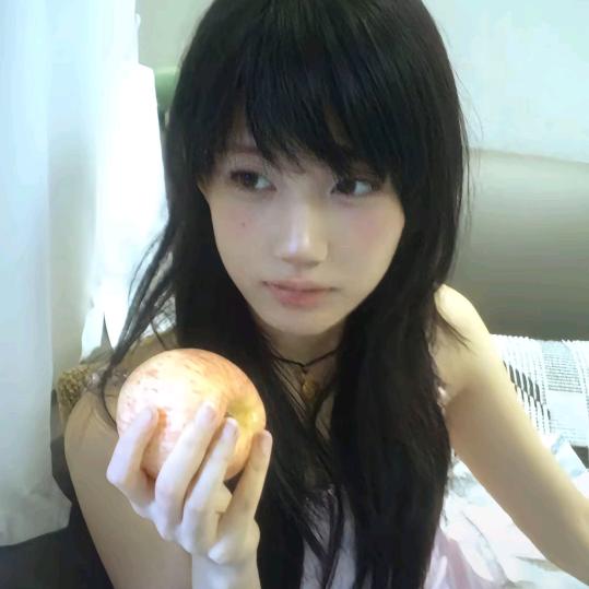 穿越成霸总怀里的小猫咪