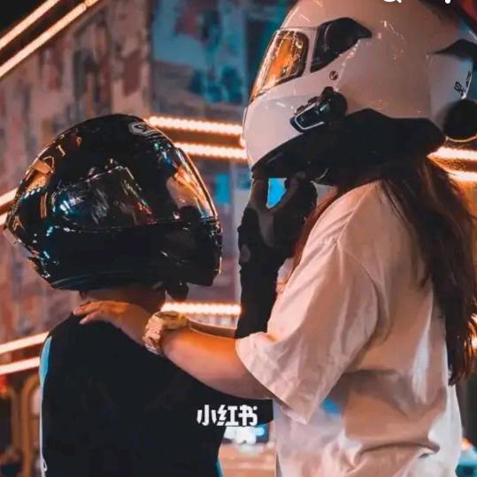 奔驰C级汽车
