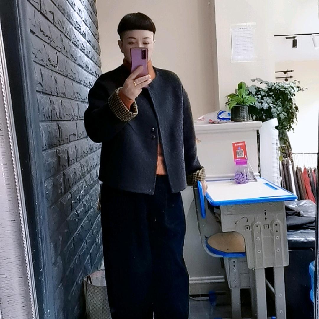 建始县粗布印象中百步行街冉启月