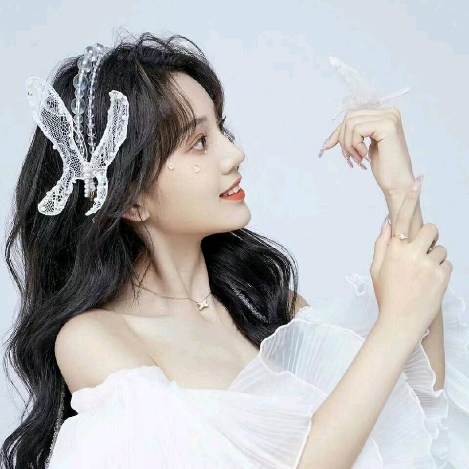 逸灵灵🌈（互联网笑话9.0)