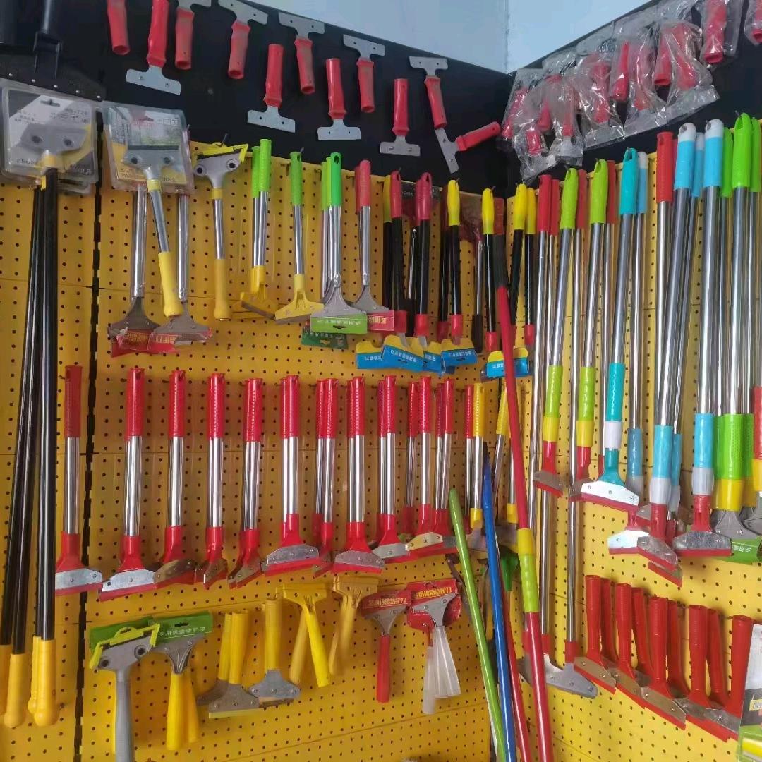 鑫鑫塑业五金工具清洁用品