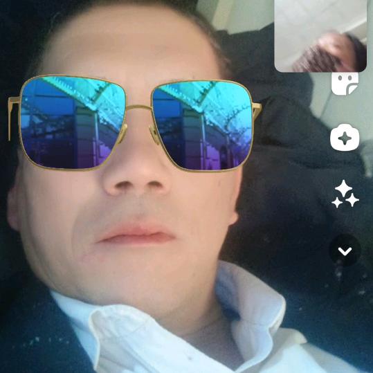 军哥木工队