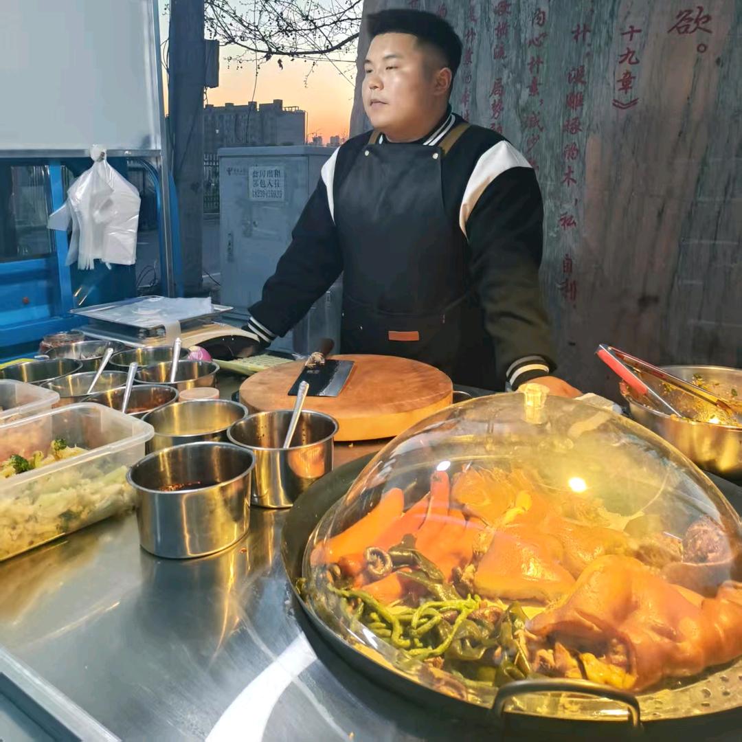 梁胖胖大锅卤肉