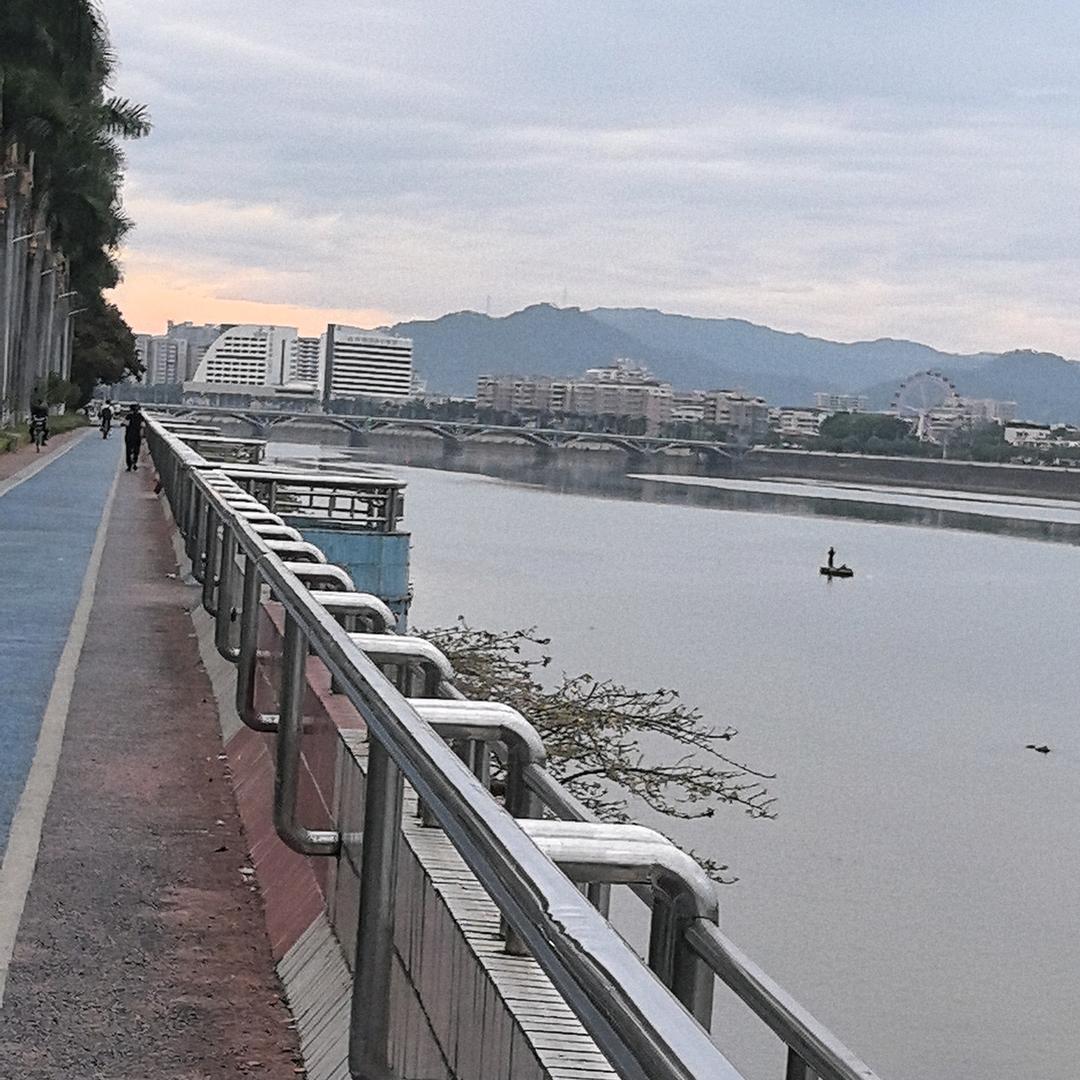 风起的日子
