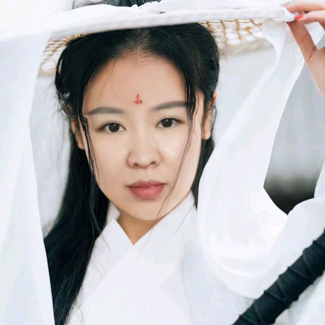 小巍
