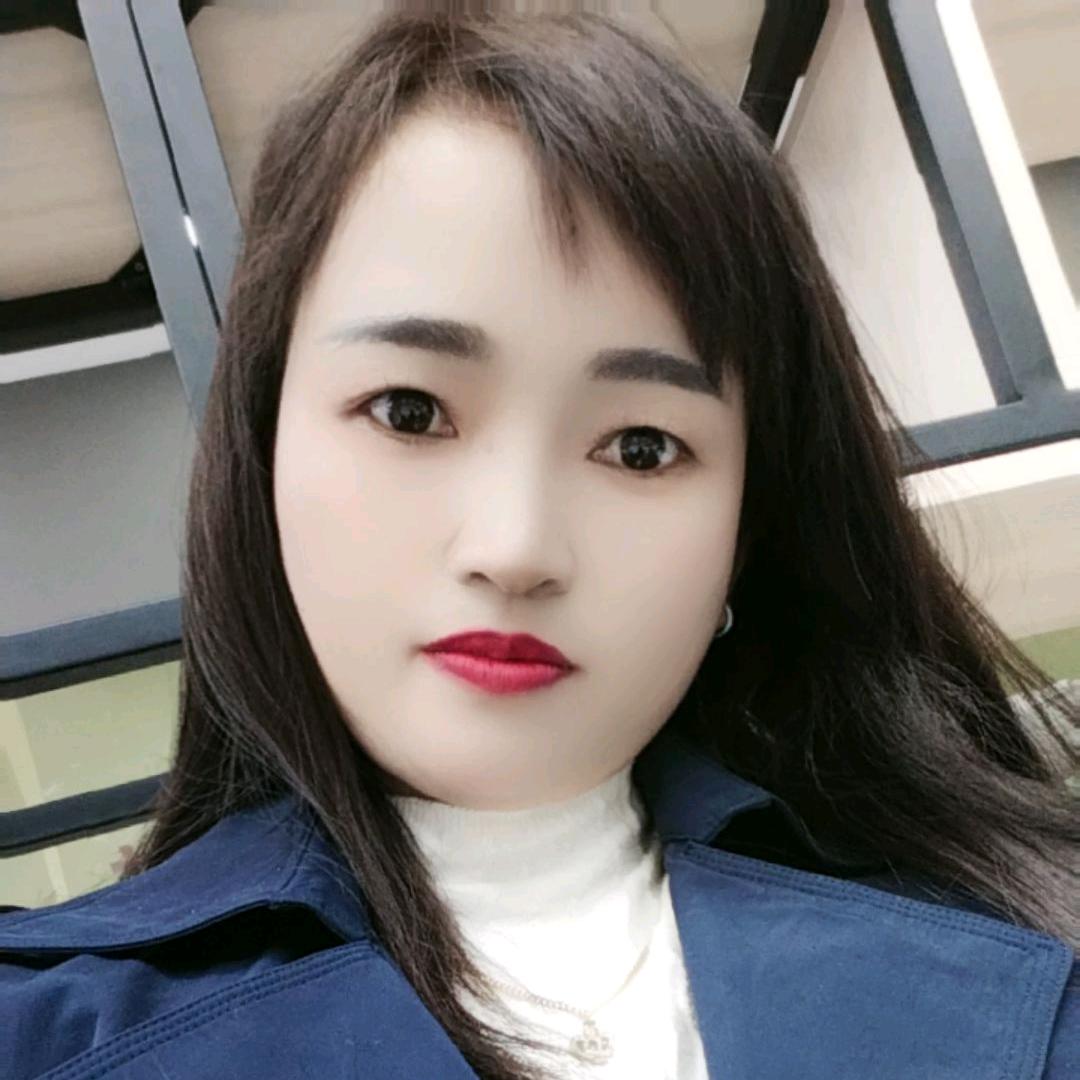 被别人遗弃的玫瑰 🌹🌹也要坚强的活着