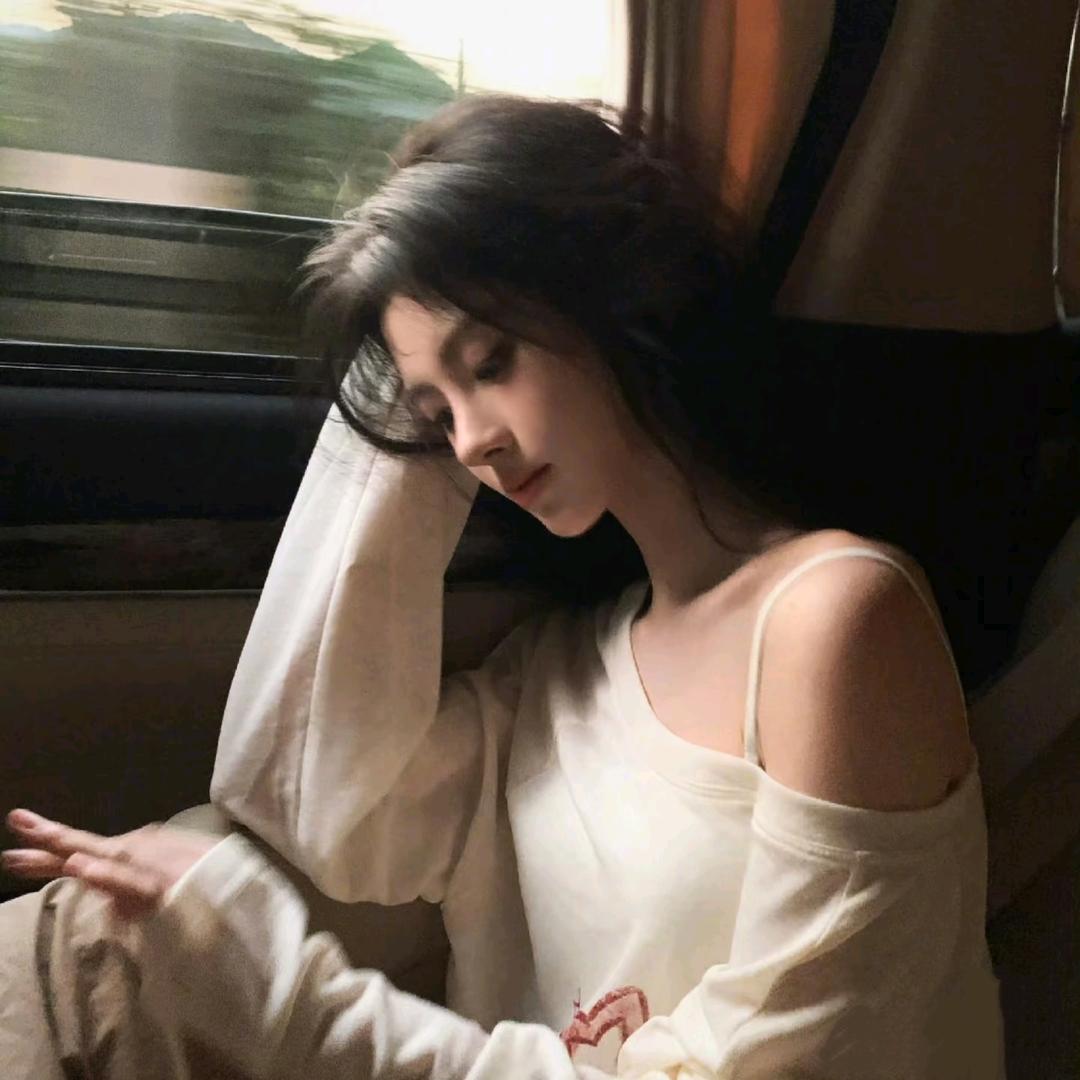阴暗前妻克死八个老公