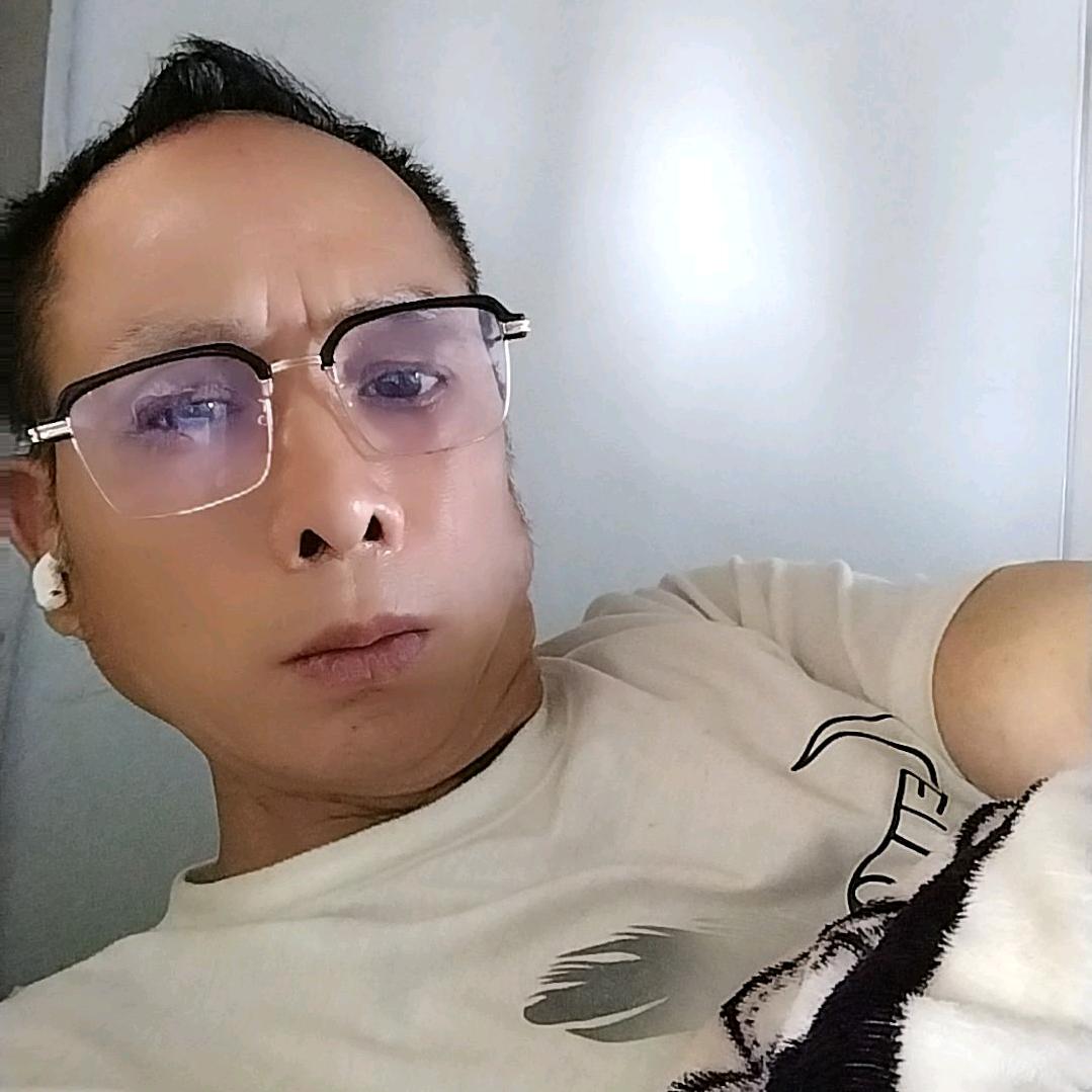 卢明