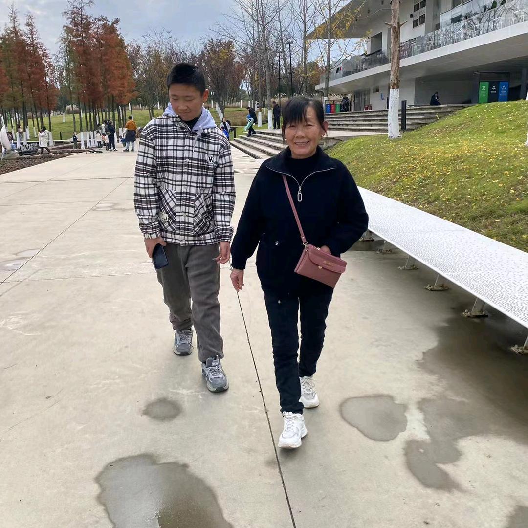 涂振宇奶奶