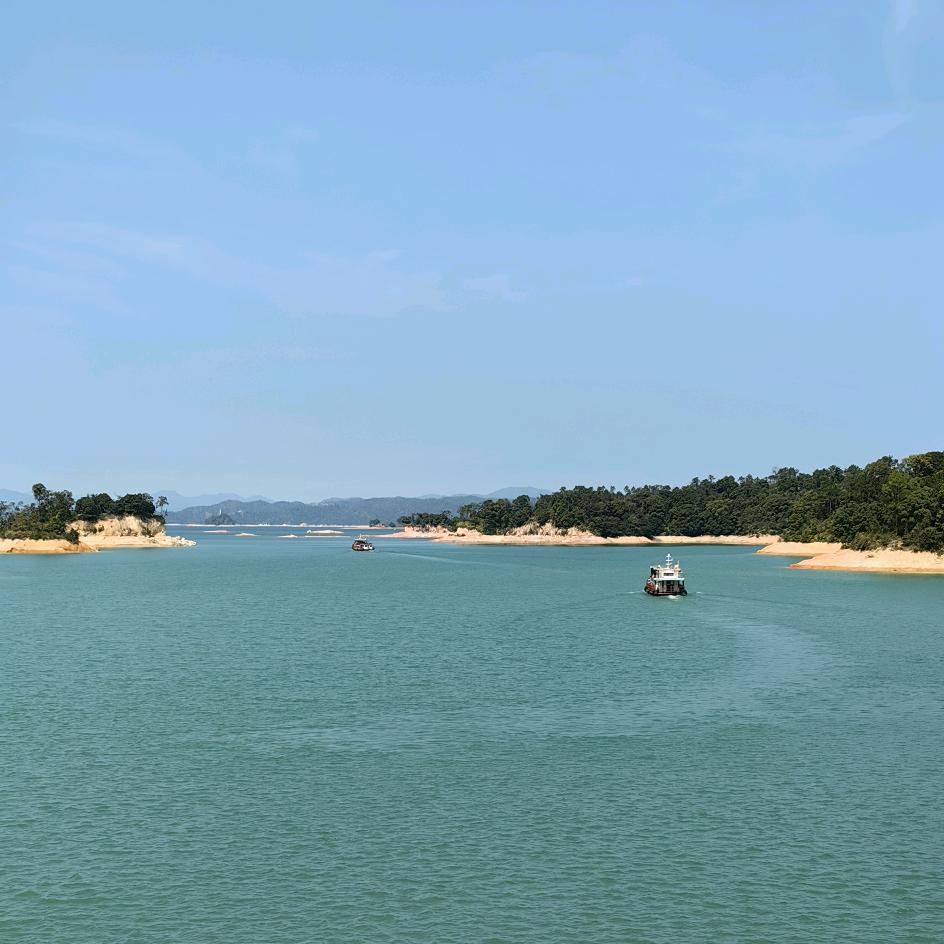 大雷派一个师给顺溜装子弹