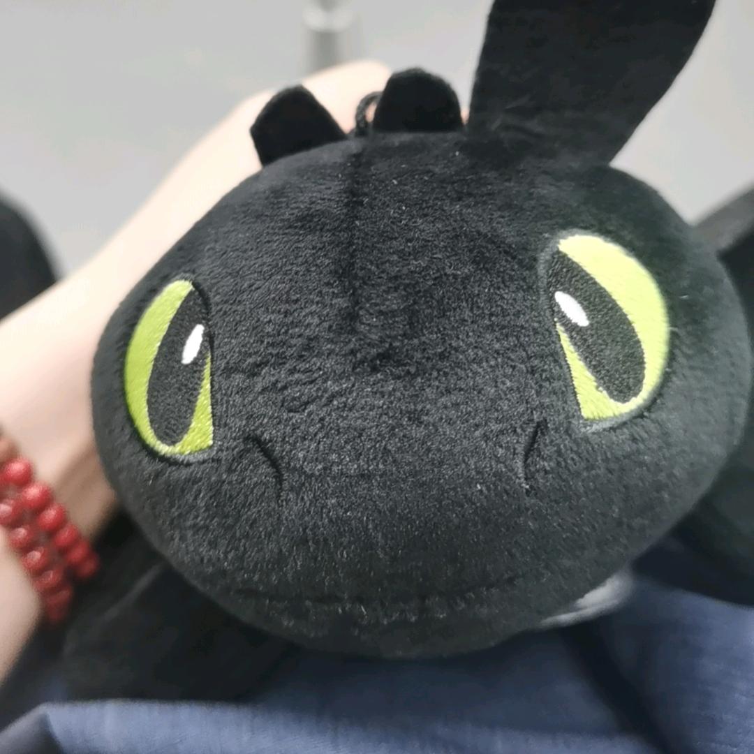 爱喝果酒的牙牙