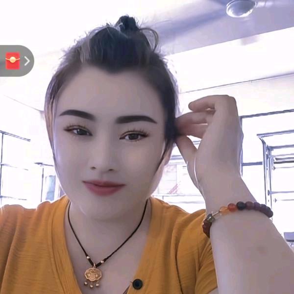 受伤的玫瑰💘💘💘💘