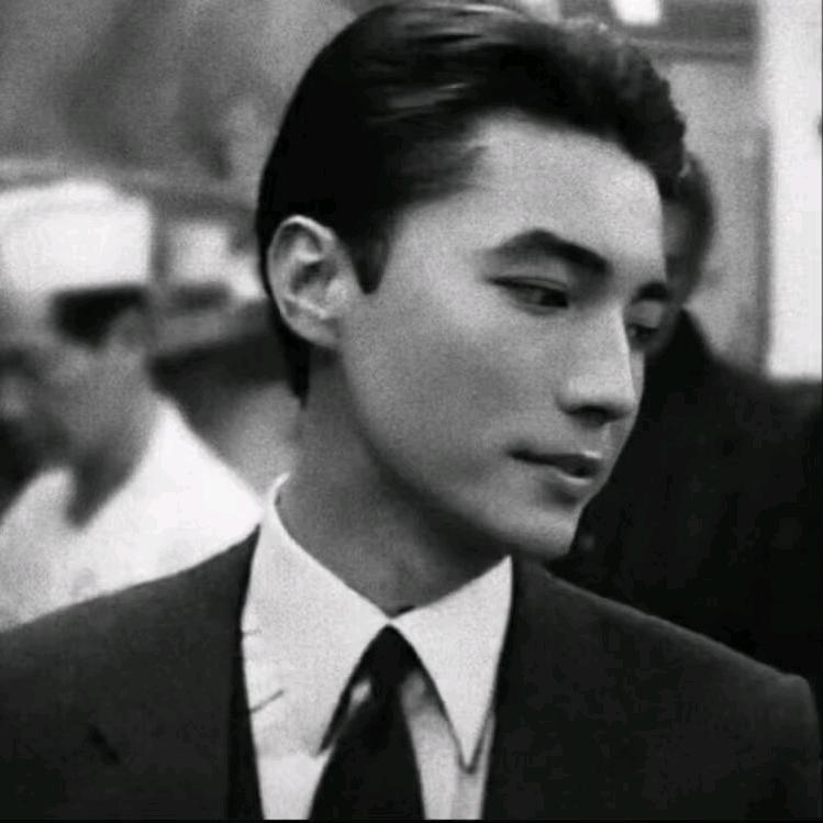 石磊！
