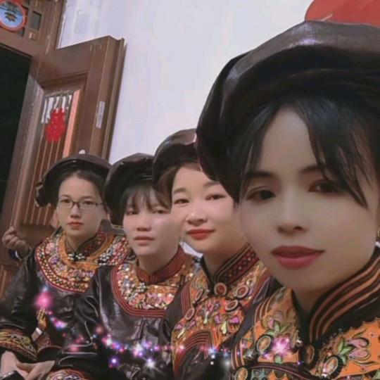 罗小燕