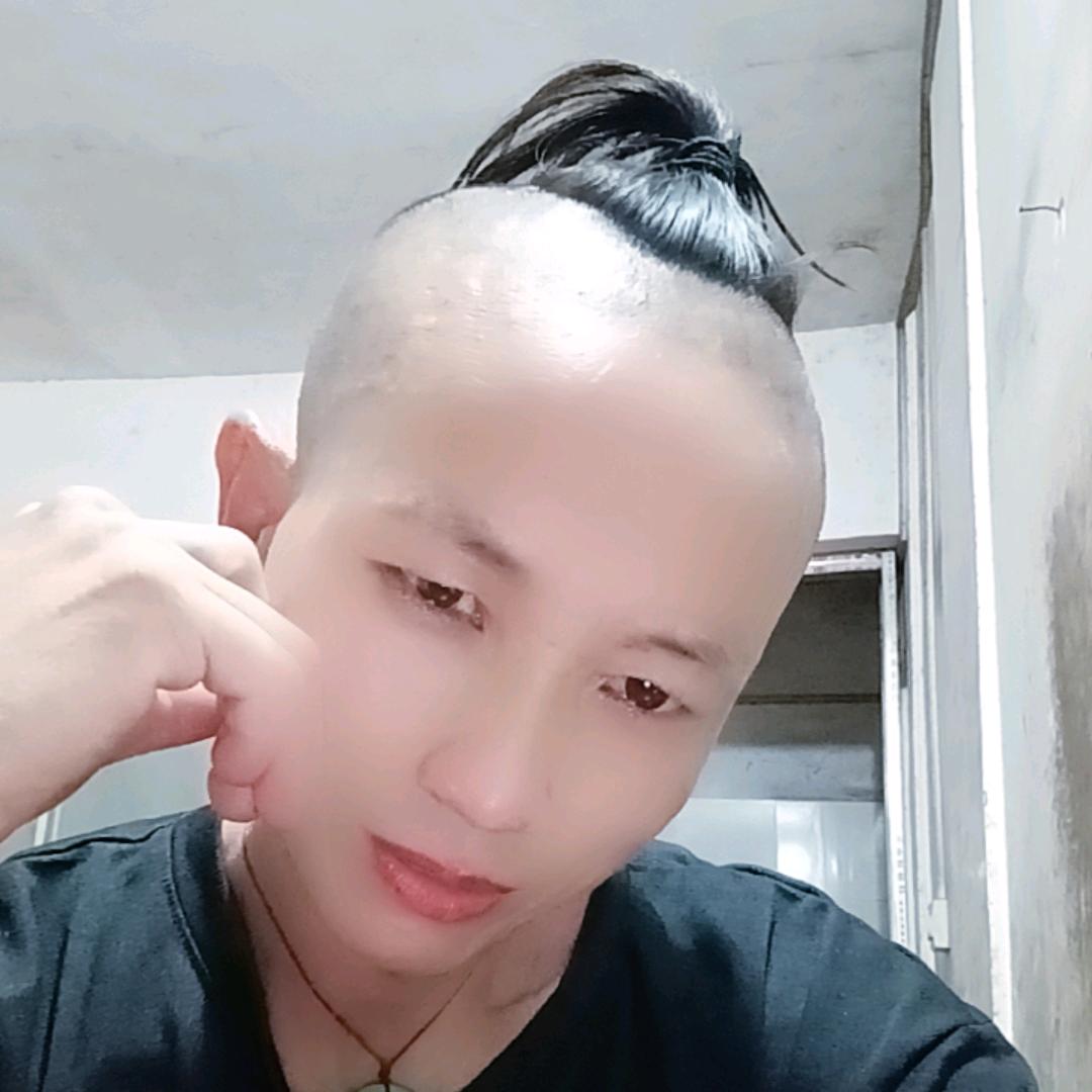 肖哥.