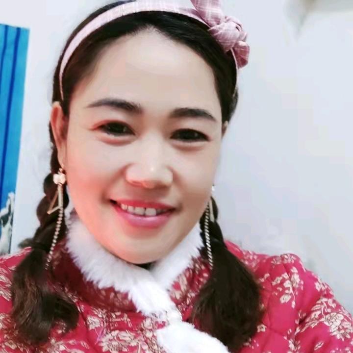 彤彤(不定时开播)