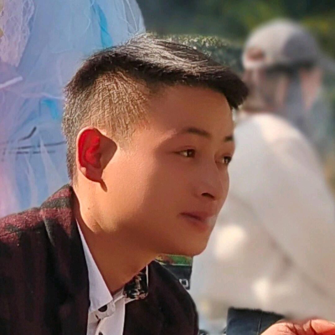 : ᭄ℳ๓: 小小李ᝰꫛ