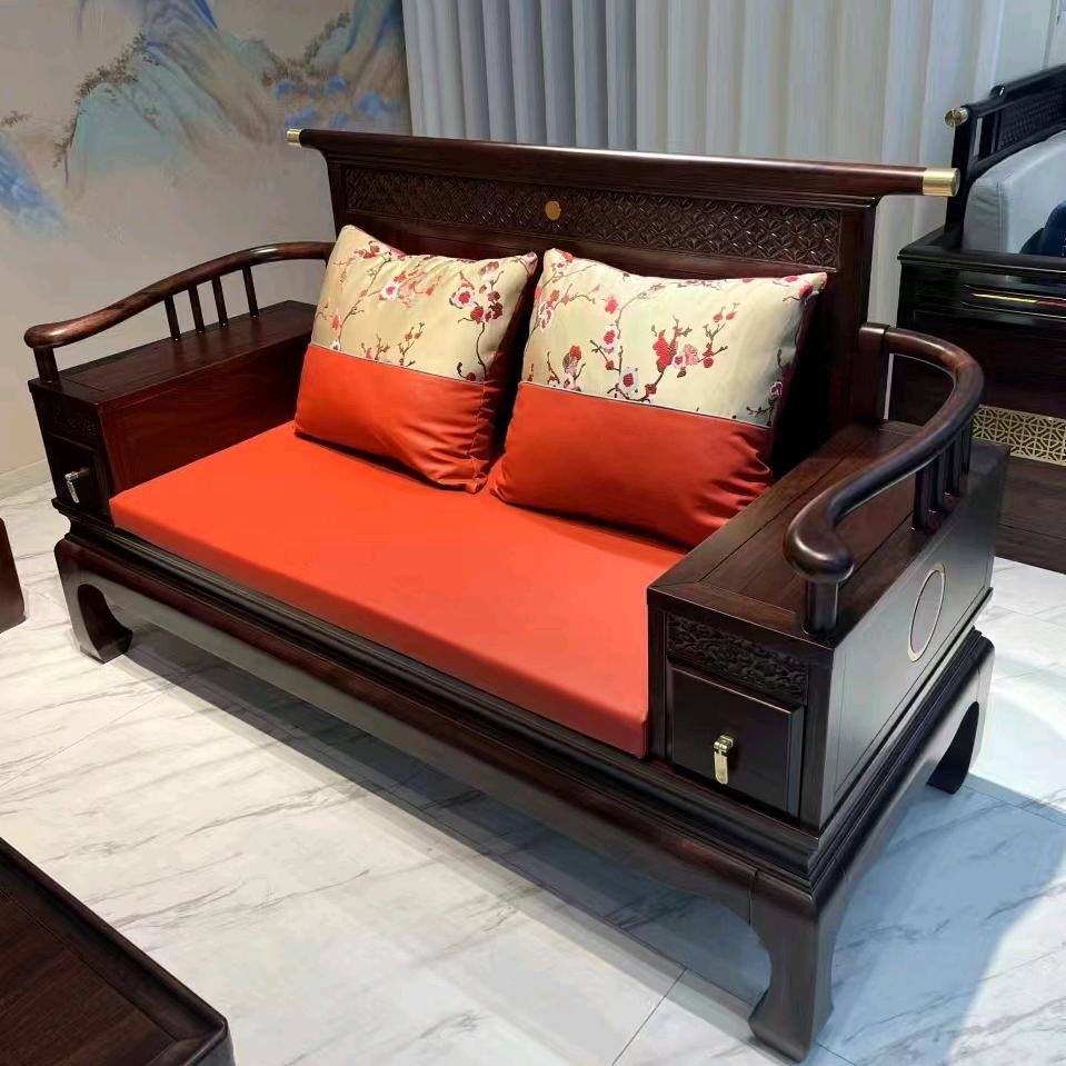 南宁安吉路龙龙家具仓库