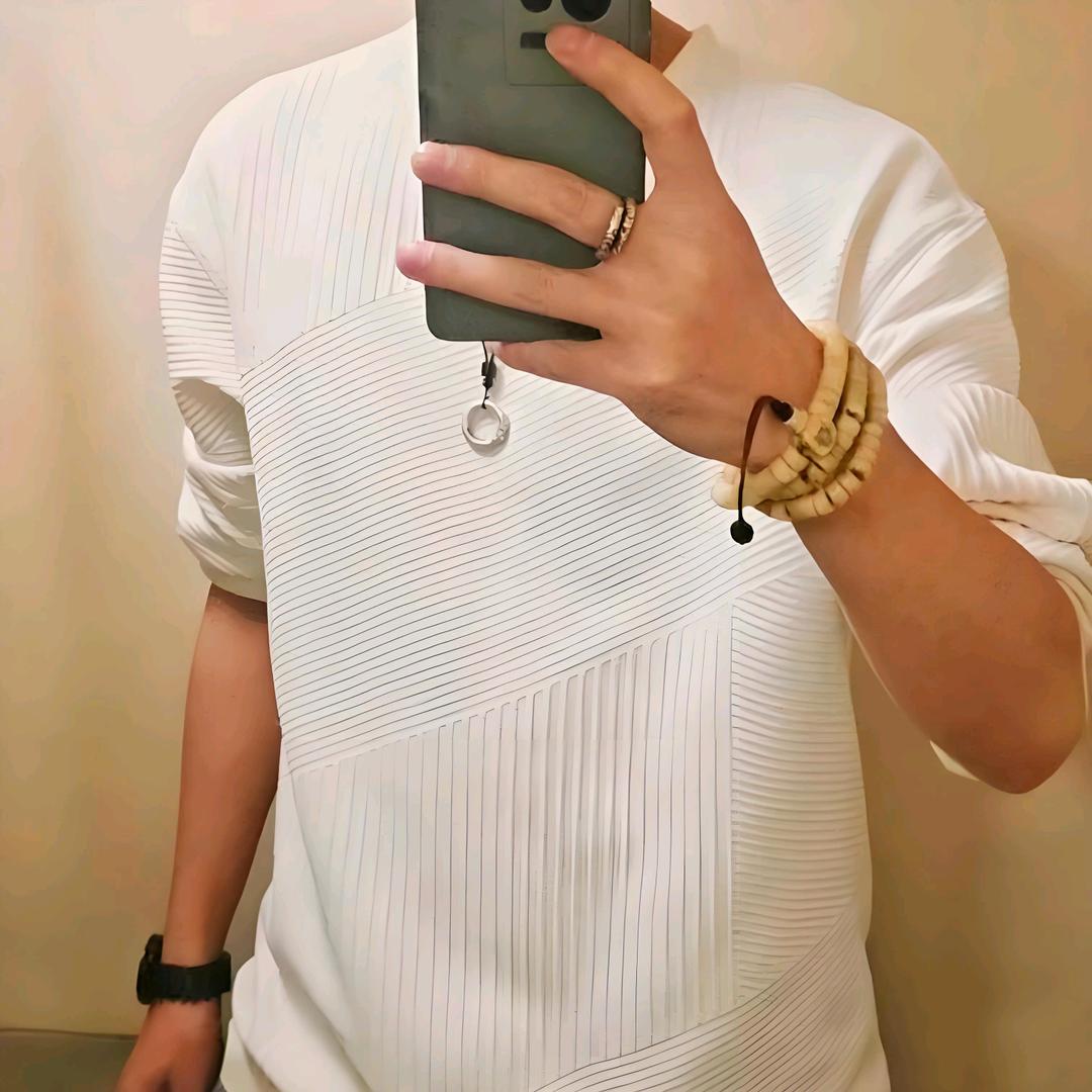 .𝓐𝓰𝓸𝓷𝓲🐬