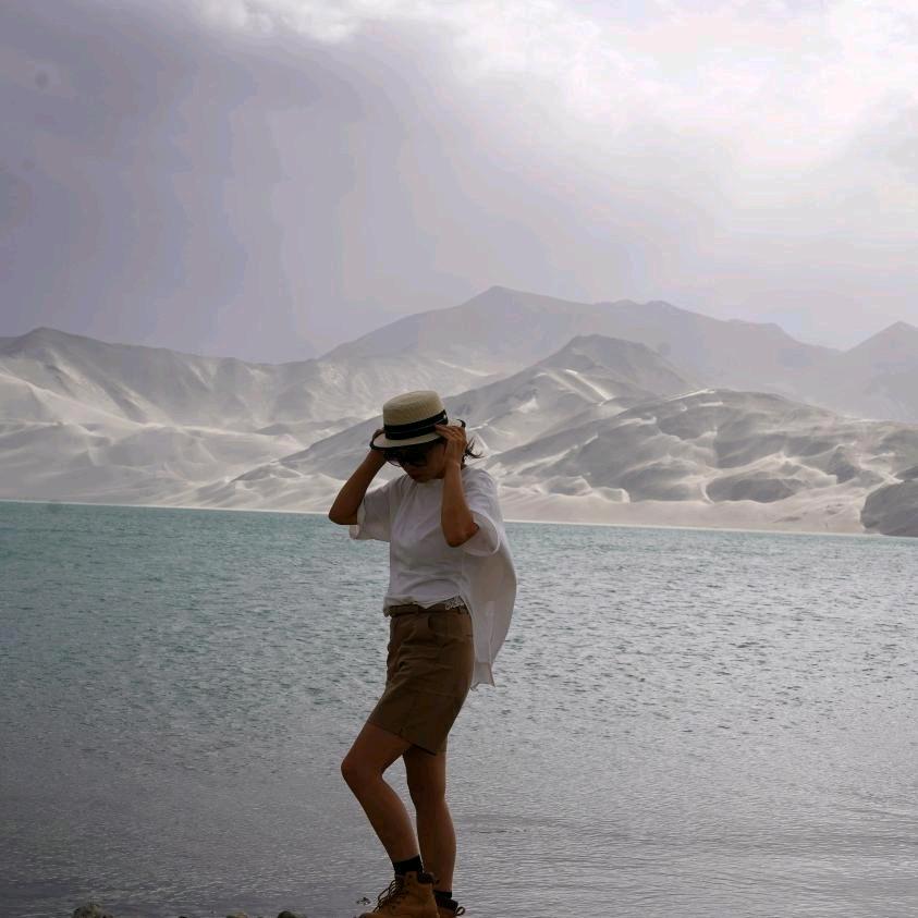 无限 极思利及人厚德载物-品哥