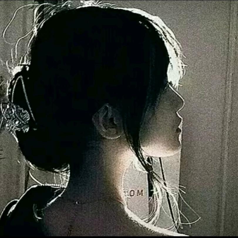 🚬最凉ღ᭄是人心💔