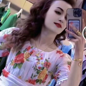 💯👭👯‍♀️👵🏼👵🏼👑