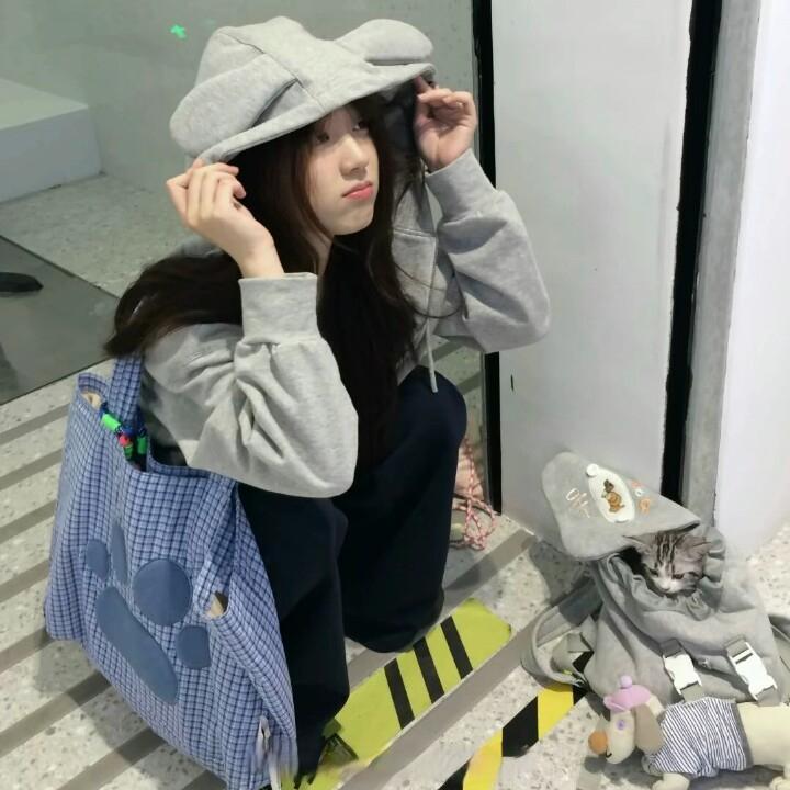 脑袋困掉了