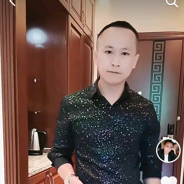 翱翔