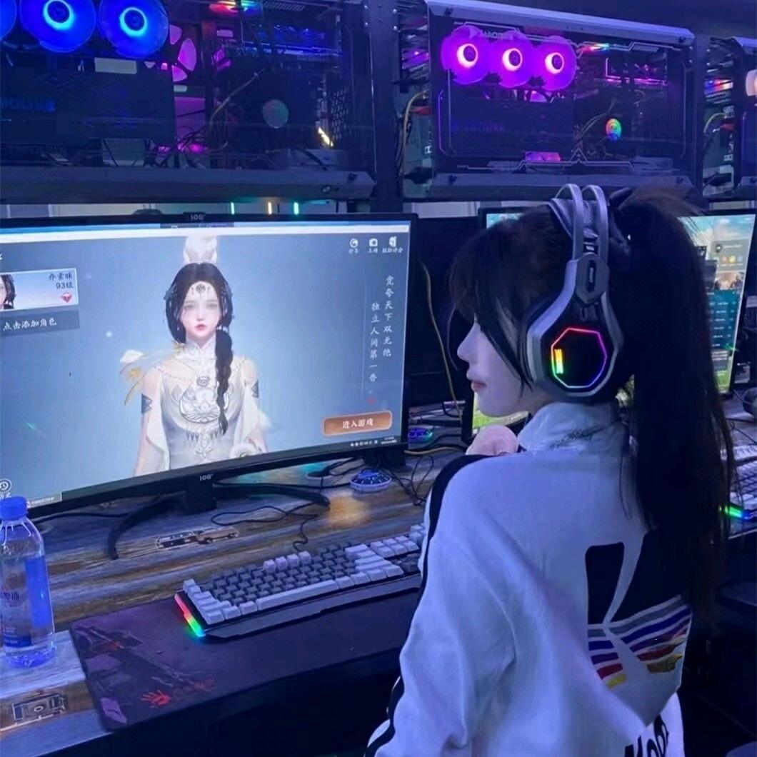 粤威电竞连锁网咖