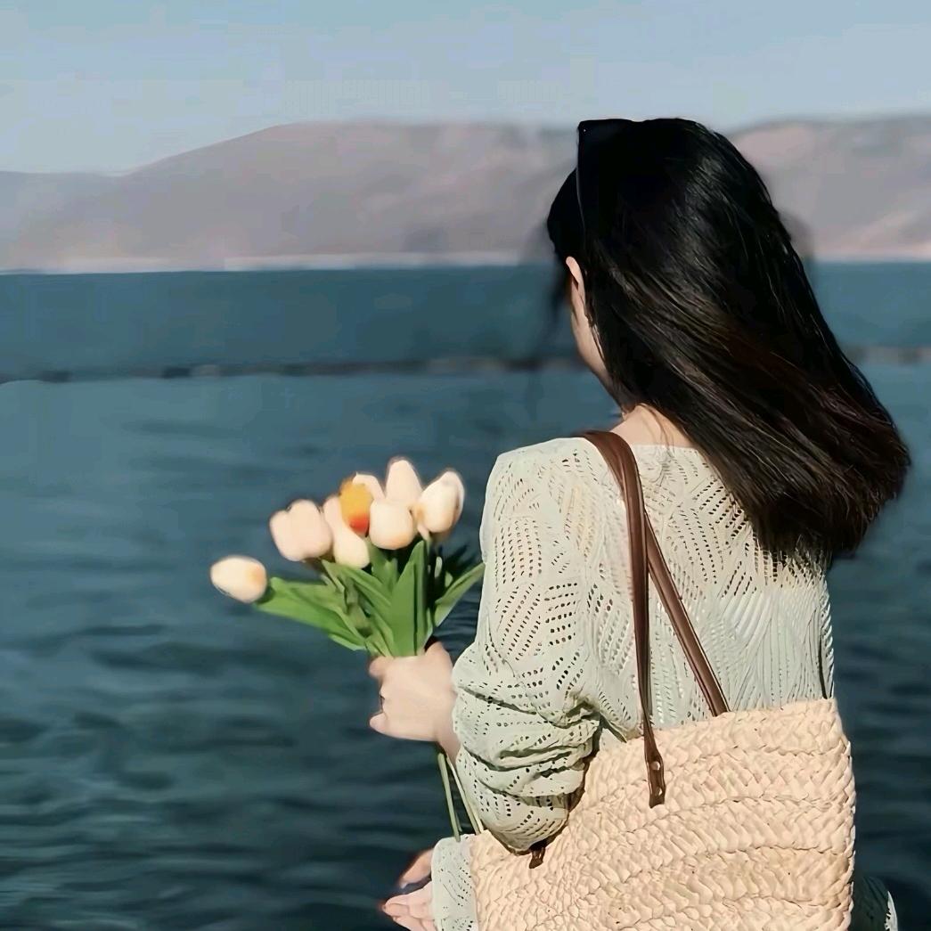 🌈🐰一只可爱的小兔子呀