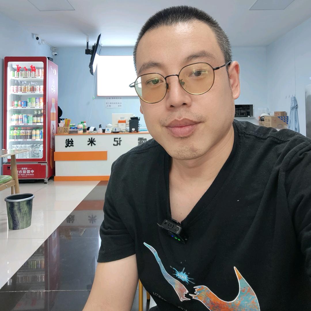 扛债小郭