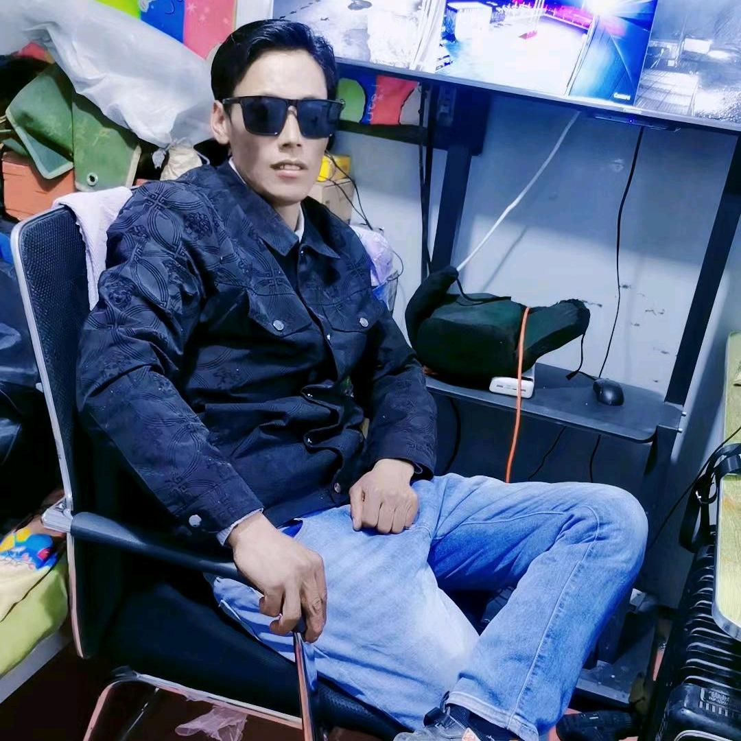 格桑加布