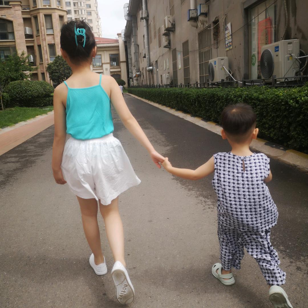 姐姐、弟弟👨‍🚀👩‍🚀