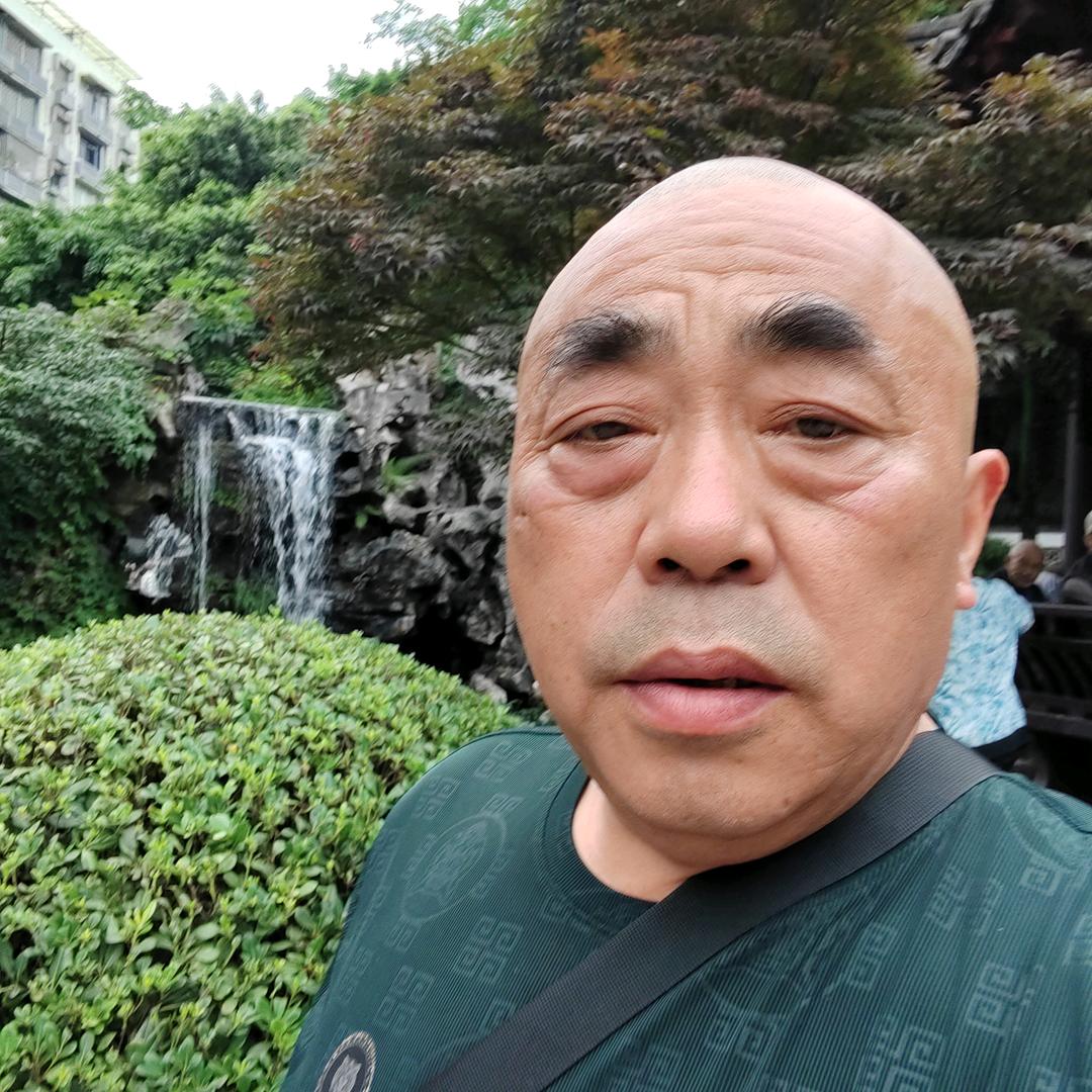 阿平哥。