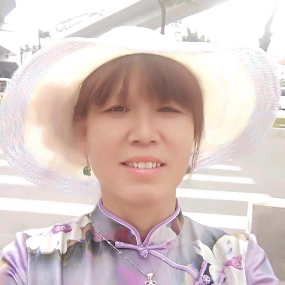 采菊东篱下，悠然见南山