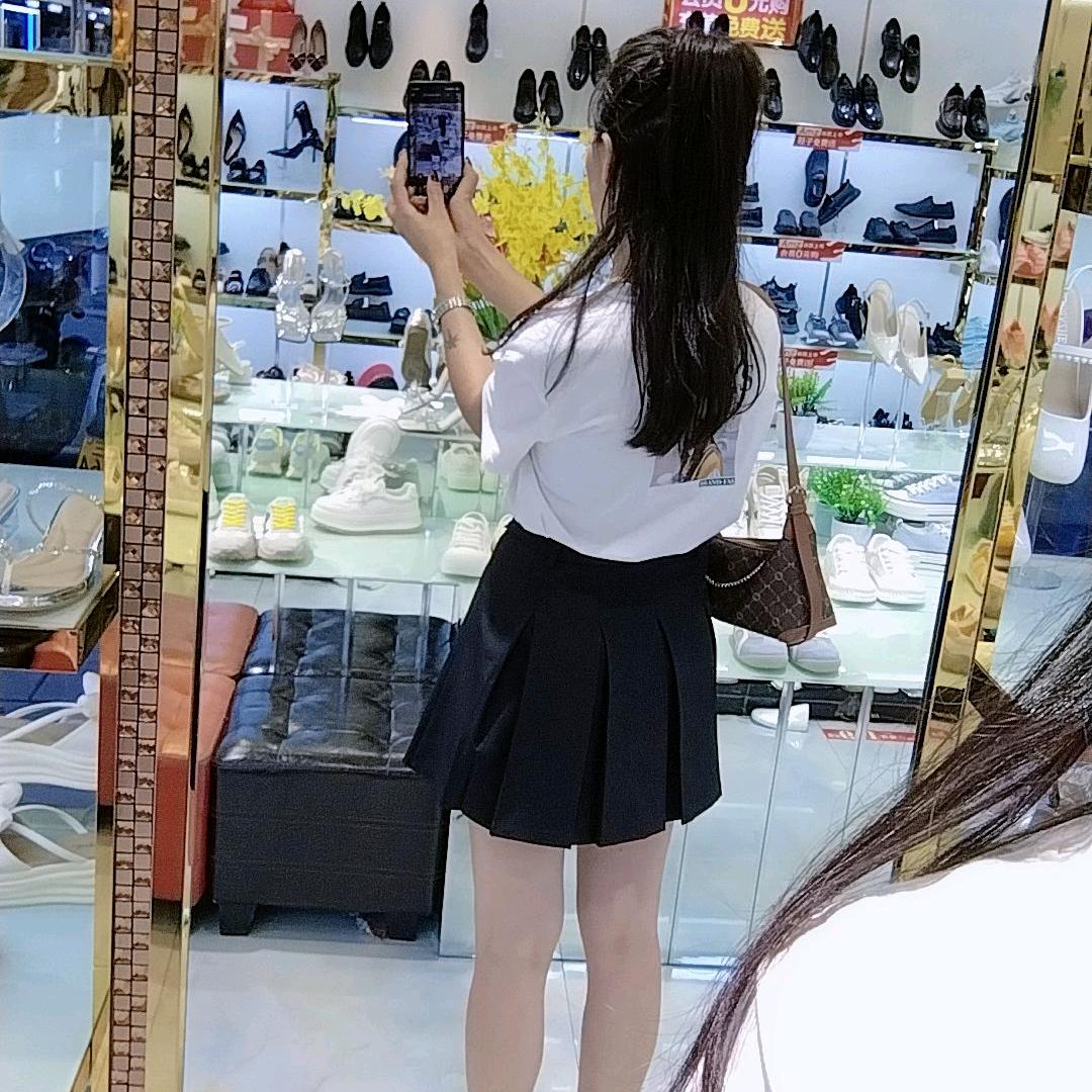 *小蛮腰*