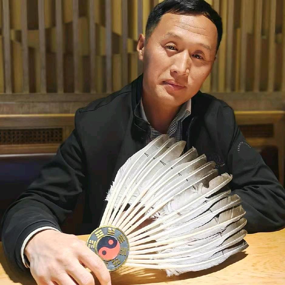 威县吕师傅“卜”“卦”