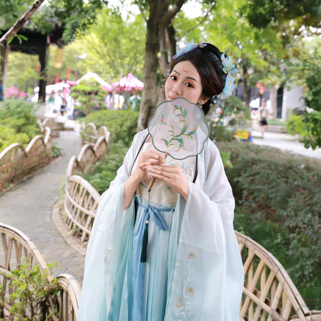 🍧 桃子气泡水 ．⁰ⁿ ~