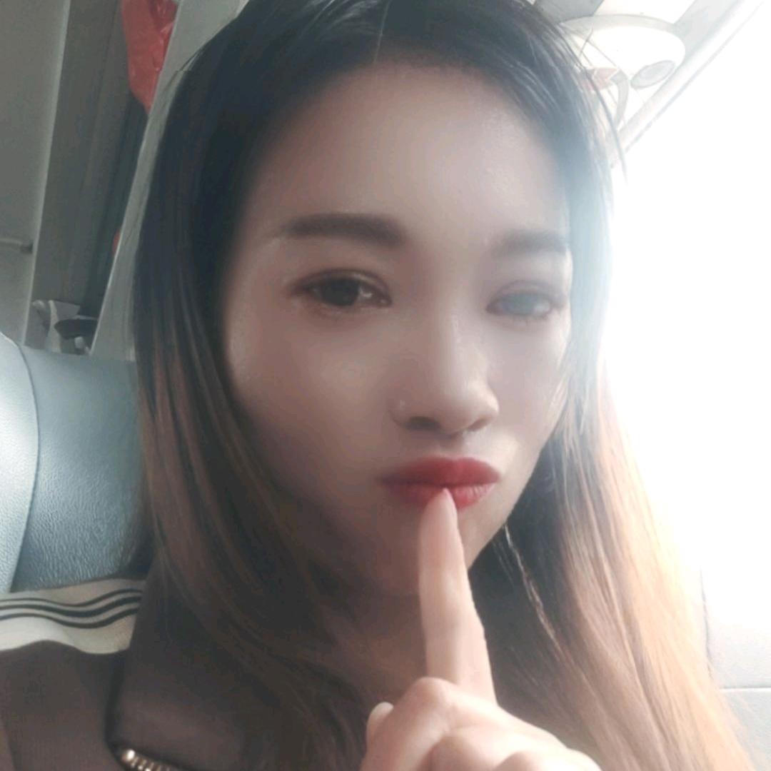 红姐隆里龙标乐队