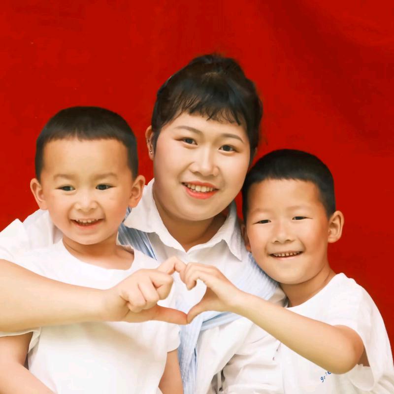 伟国兄弟🍓🍉🍀🍋