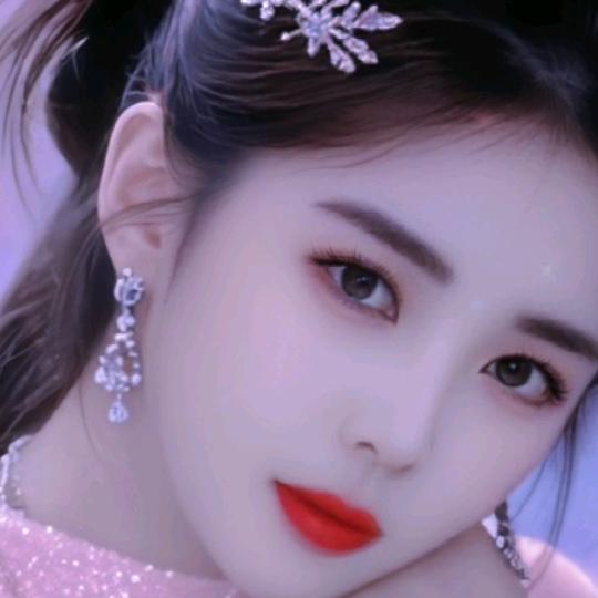 带刺的玫瑰🌹🌹🌹