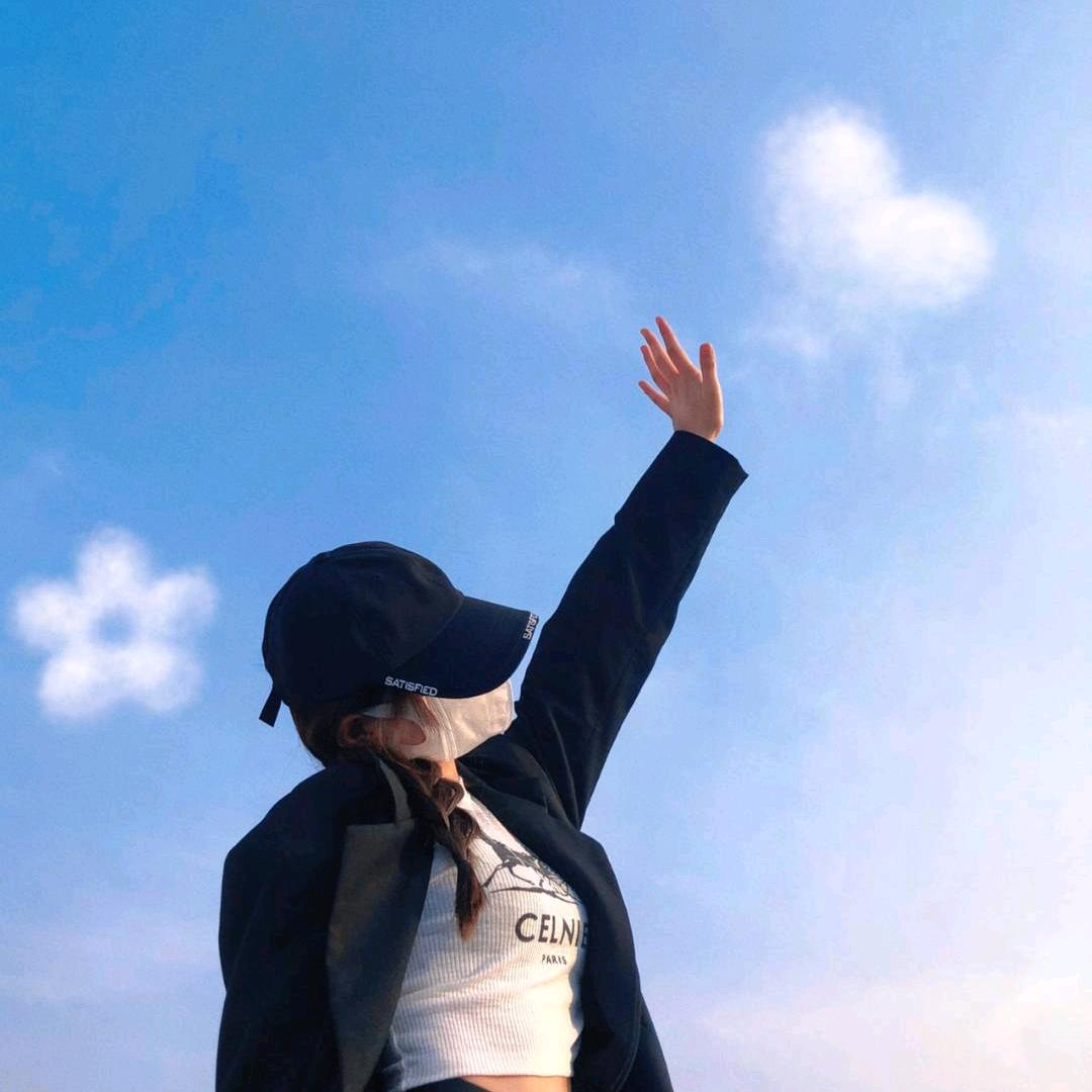 不摘星星⭐